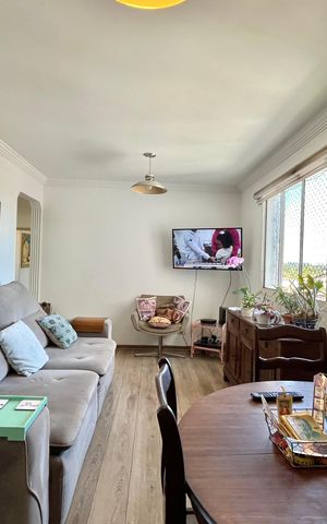 Apartamento à venda com 69m², 2 quartos e 1 vaga Apartamento à venda com 69m², 2 quartos e 1 vagaSala