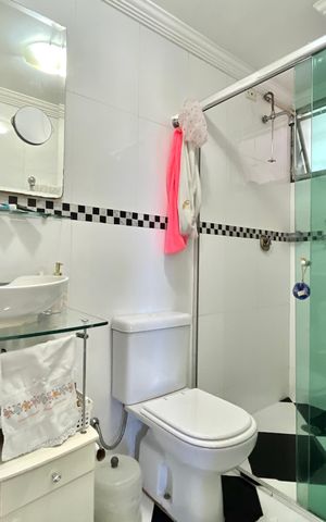 Apartamento à venda com 69m², 2 quartos e 1 vaga Apartamento à venda com 69m², 2 quartos e 1 vagaBanheiro