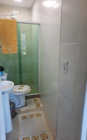 Casa de condomínio à venda com 210m², 3 quartos e 2 vagas Casa de condomínio à venda com 210m², 3 quartos e 2 vagasBanheiro