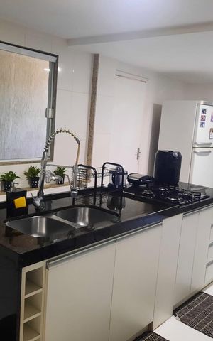 Casa de condomínio à venda com 210m², 3 quartos e 2 vagas Casa de condomínio à venda com 210m², 3 quartos e 2 vagasCozinha