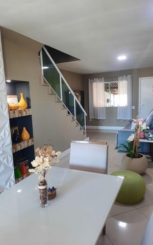 Casa de condomínio à venda com 210m², 3 quartos e 2 vagas Casa de condomínio à venda com 210m², 3 quartos e 2 vagasSala