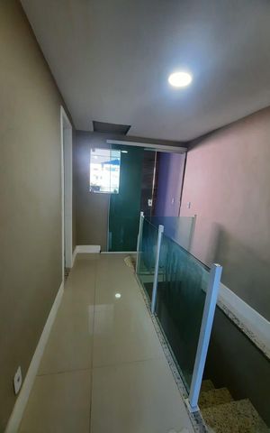 Casa de condomínio à venda com 210m², 3 quartos e 2 vagas Casa de condomínio à venda com 210m², 3 quartos e 2 vagasCorredor