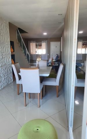 Casa de condomínio à venda com 210m², 3 quartos e 2 vagas Casa de condomínio à venda com 210m², 3 quartos e 2 vagasSala
