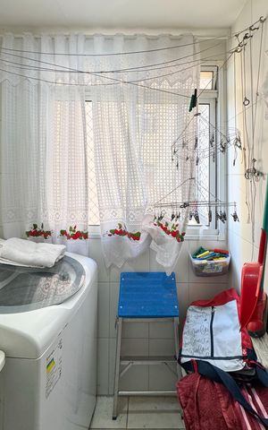 Apartamento à venda com 54m², 2 quartos e 1 vaga Apartamento à venda com 54m², 2 quartos e 1 vagaÁrea de Serviço