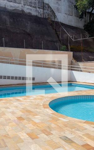 Apartamento à venda com 54m², 2 quartos e 1 vaga Apartamento à venda com 54m², 2 quartos e 1 vagaÁrea comum - Piscina