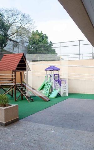 Apartamento à venda com 54m², 2 quartos e 1 vaga Apartamento à venda com 54m², 2 quartos e 1 vagaÁrea comum - Playground