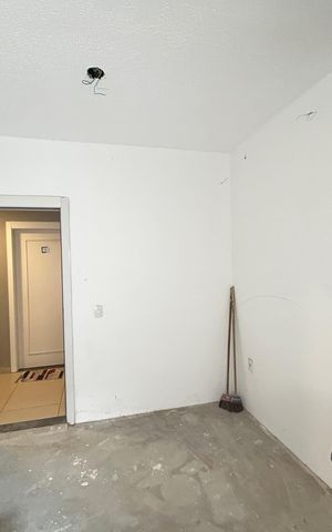 Apartamento à venda com 42m², 1 quarto e 1 vagaSala