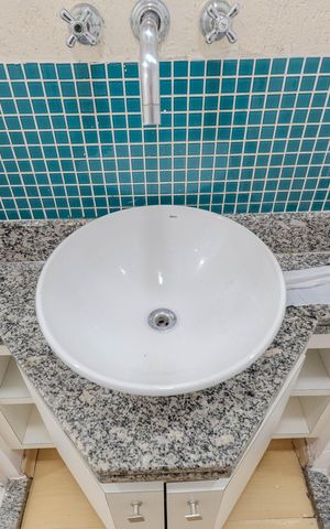 Apartamento para alugar com 42m², 1 quarto e 1 vaga Apartamento para alugar com 42m², 1 quarto e 1 vagaBanheiro
