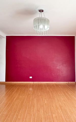 Apartamento à venda com 83m², 2 quartos e 1 vaga Apartamento à venda com 83m², 2 quartos e 1 vagaSala