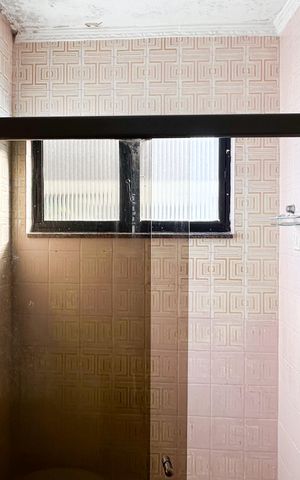 Apartamento à venda com 83m², 2 quartos e 1 vaga Apartamento à venda com 83m², 2 quartos e 1 vagaBanheiro Social