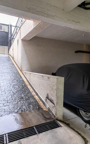 Casa de condomínio à venda com 70m², 2 quartos e 2 vagasGaragem