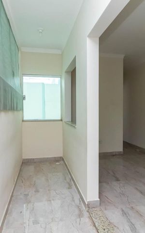 Casa de condomínio à venda com 70m², 2 quartos e 2 vagasSala