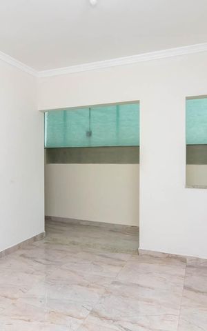 Casa de condomínio à venda com 70m², 2 quartos e 2 vagasSala