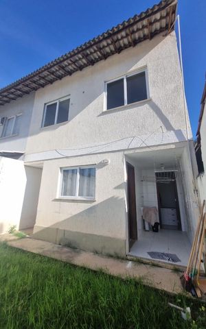 Casa à venda com 143m², 3 quartos e 2 vagas Casa à venda com 143m², 3 quartos e 2 vagasÁrea externa