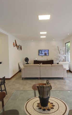 Casa de condomínio para alugar com 200m², 4 quartos e 2 vagasSala