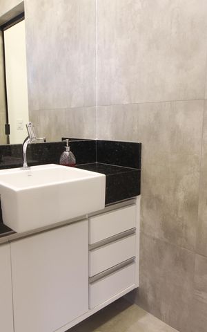 Casa de condomínio para alugar com 200m², 4 quartos e 2 vagasBanheiro Social