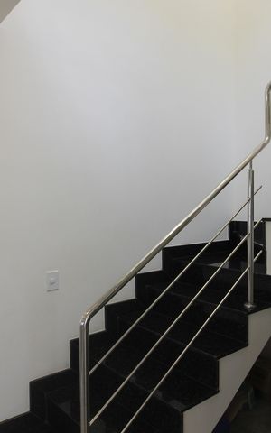 Casa de condomínio para alugar com 200m², 4 quartos e 2 vagasSala