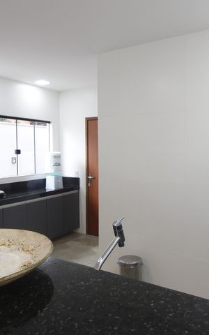 Casa de condomínio para alugar com 200m², 4 quartos e 2 vagasCozinha