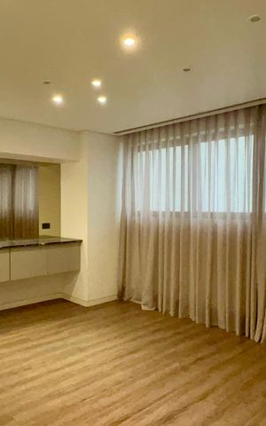 Apartamento à venda com 355m², 3 quartos e 5 vagas Apartamento à venda com 355m², 3 quartos e 5 vagasSala de Jantar