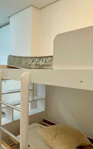Apartamento à venda com 355m², 3 quartos e 5 vagas Apartamento à venda com 355m², 3 quartos e 5 vagasQuarto de Serviço