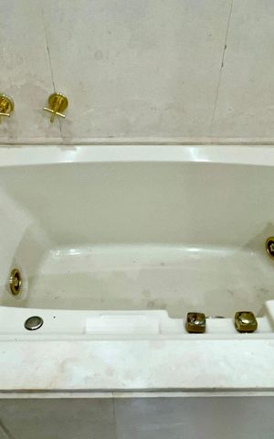 Apartamento à venda com 355m², 3 quartos e 5 vagas Apartamento à venda com 355m², 3 quartos e 5 vagasBanheiro da Suíte