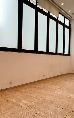 Apartamento à venda com 355m², 3 quartos e 5 vagas Apartamento à venda com 355m², 3 quartos e 5 vagasSala