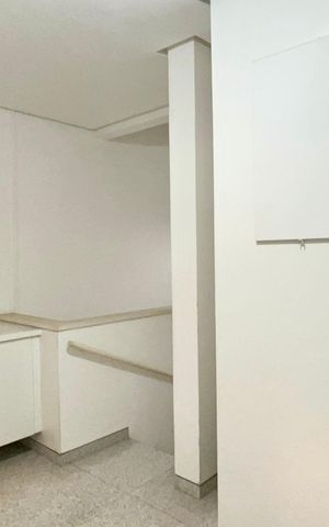 Apartamento à venda com 355m², 3 quartos e 5 vagas Apartamento à venda com 355m², 3 quartos e 5 vagasÁrea de Serviço