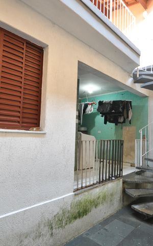 Casa à venda com 156m², 3 quartos e 2 vagasQuintal