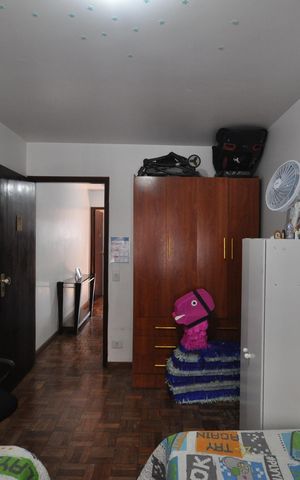 Casa à venda com 156m², 3 quartos e 2 vagasQuarto 2