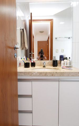 Apartamento à venda com 85m², 3 quartos e 2 vagasBanheiro Social