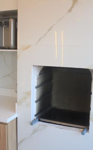 Apartamento à venda com 65m², 2 quartos e 1 vagaVaranda