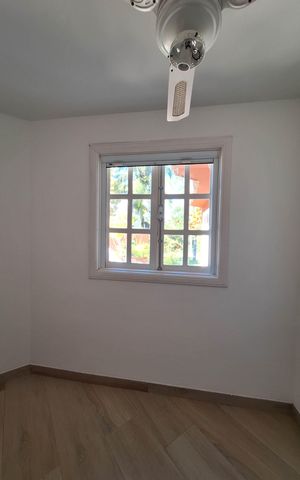 Casa de condomínio para alugar com 350m², 5 quartos e 4 vagas Casa de condomínio para alugar com 350m², 5 quartos e 4 vagasEscritório
