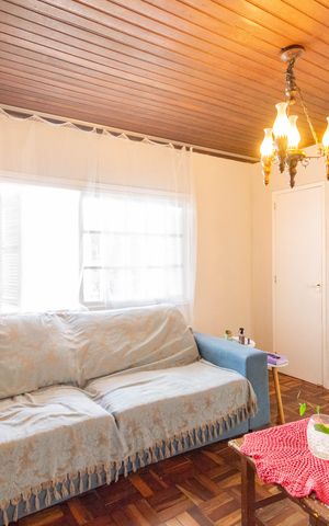 Casa à venda com 300m², 2 quartos e 2 vagas