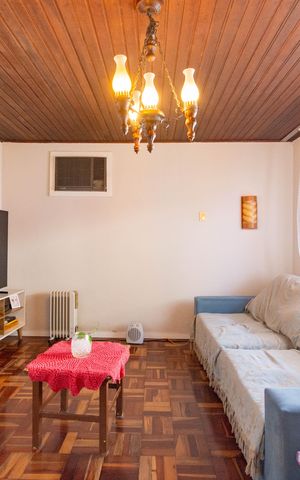 Casa à venda com 300m², 2 quartos e 2 vagas