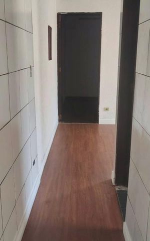 Casa para alugar com 150m², 1 quarto e 2 vagas Casa para alugar com 150m², 1 quarto e 2 vagasCorredor