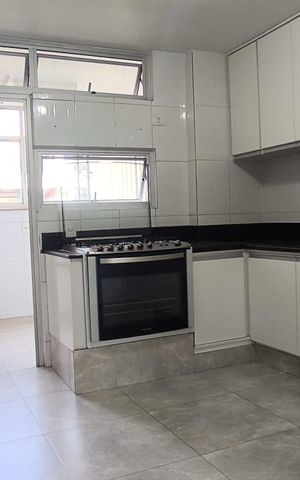 Apartamento à venda com 250m², 4 quartos e 2 vagas