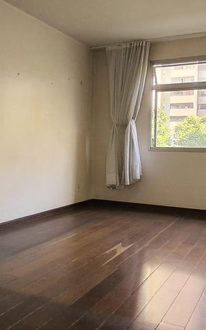 Apartamento à venda com 250m², 4 quartos e 2 vagas