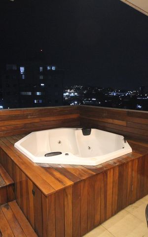 Apartamento à venda com 125m², 2 quartos e 2 vagasCobertura /Area gourmet