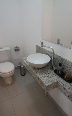 Apartamento à venda com 125m², 2 quartos e 2 vagasBanheiro 2