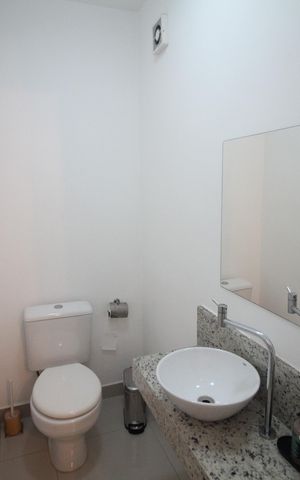 Apartamento à venda com 125m², 2 quartos e 2 vagasBanheiro 2