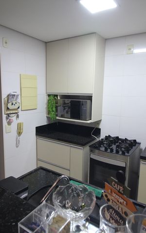 Apartamento à venda com 125m², 2 quartos e 2 vagasCozinha