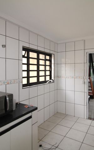 Casa para alugar com 330m², 3 quartos e 3 vagasCozinha