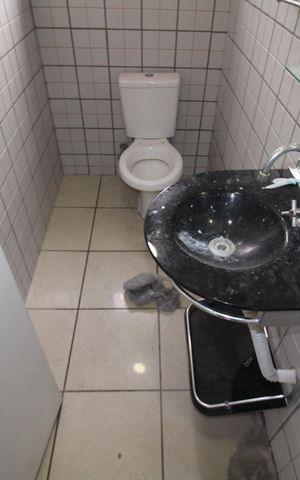 Casa para alugar com 330m², 3 quartos e 3 vagasLavabo