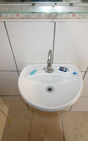 Casa para alugar com 330m², 3 quartos e 3 vagasQuarto 1 - Banheiro