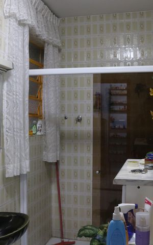 Apartamento à venda com 200m², 2 quartos e sem vagaBanheiro