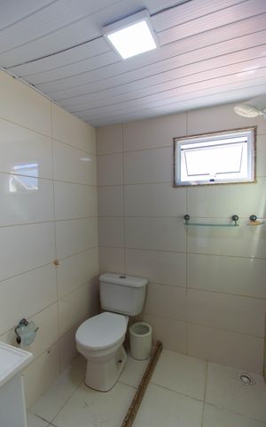 Casa à venda com 143m², 2 quartos e 3 vagasBanheiro de serviço