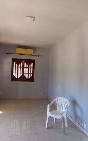Casa à venda com 143m², 2 quartos e 3 vagasSala
