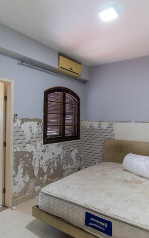 Casa à venda com 143m², 2 quartos e 3 vagas Suíte