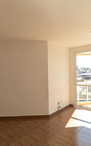 Apartamento para alugar com 80m², 3 quartos e 1 vaga Apartamento para alugar com 80m², 3 quartos e 1 vagaSalas