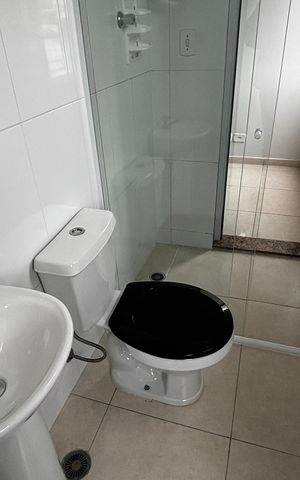 Apartamento para alugar com 35m², 1 quarto e sem vaga Apartamento para alugar com 35m², 1 quarto e sem vagaBanheiro da Suíte